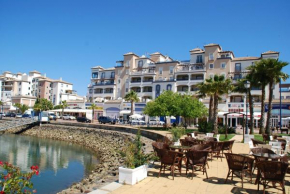 Marina I by Ĥ Isla Del Moral